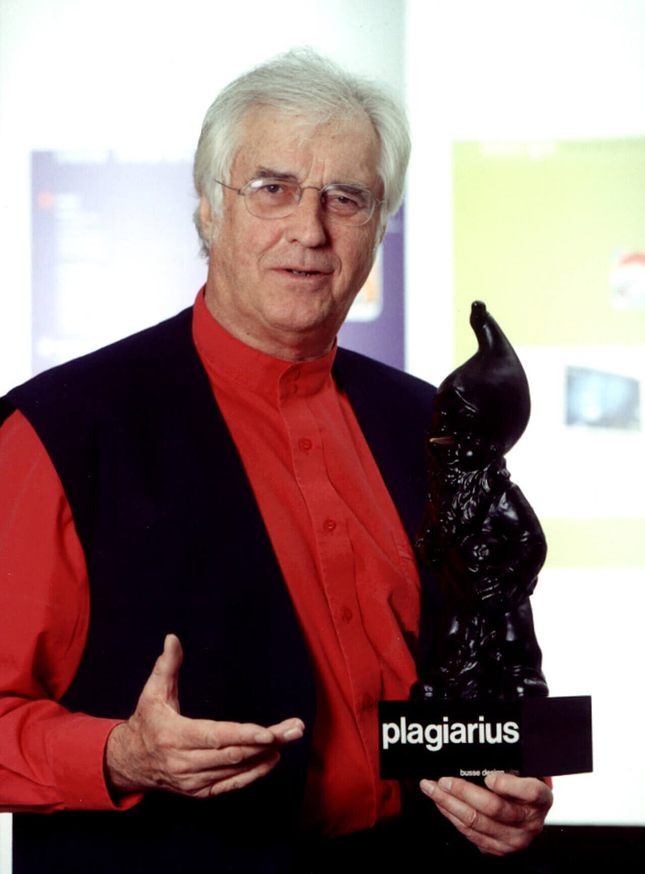 Rido Busse with the Plagiarius prize
