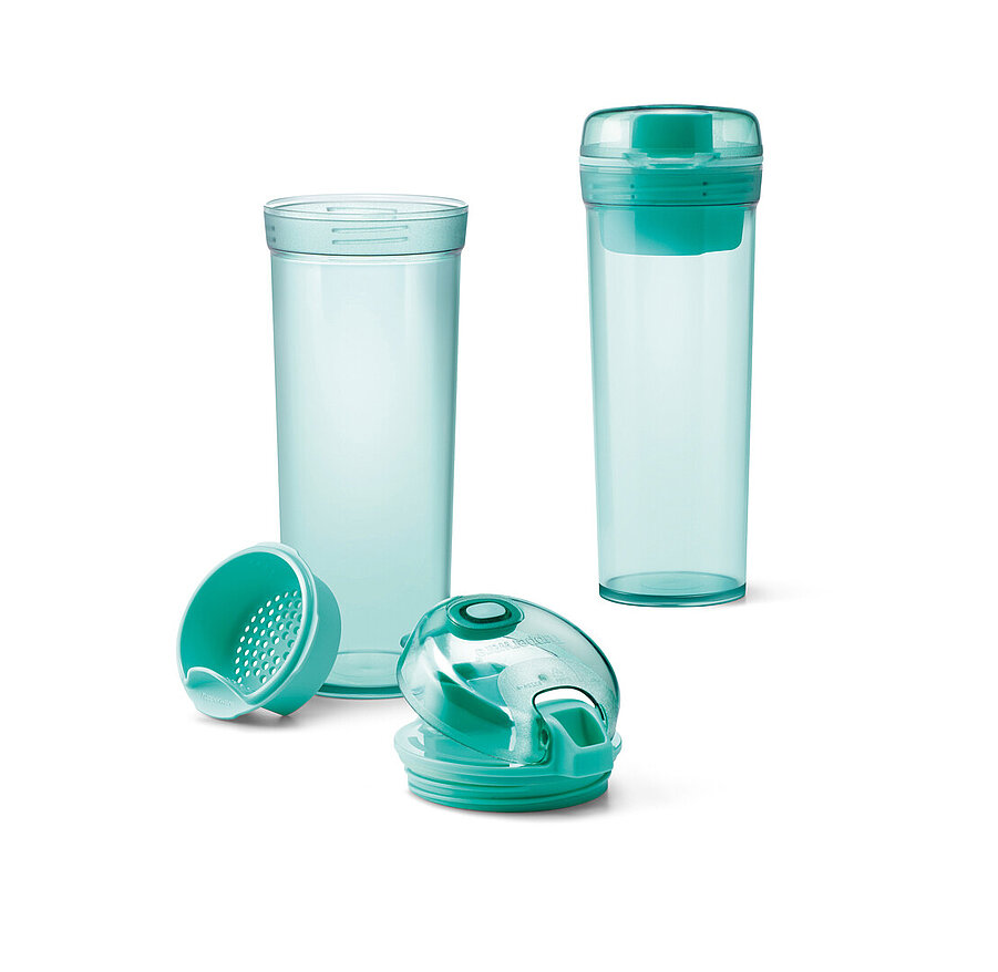 Tupperware Drinking Flask with Tea Strainer