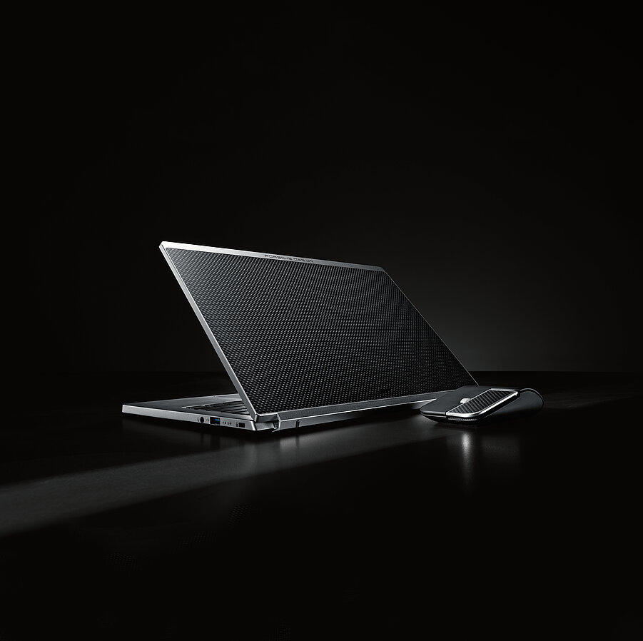 Porsche Design Acer Book RS & Travelpack RS