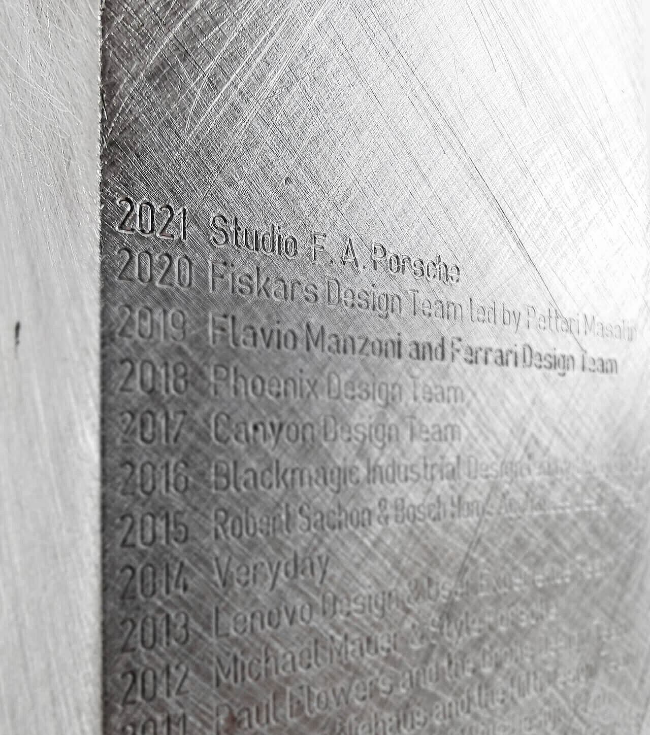 Close up of the engraving of the radius